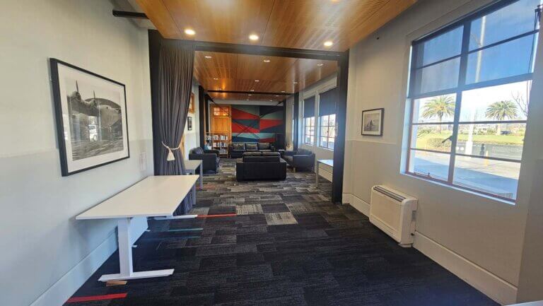 Baffin Lounge (Headquarters)